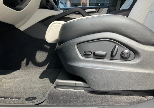 Porsche Cayenne cena 599306 przebieg: 1, rok produkcji 2023 z Kock małe 497